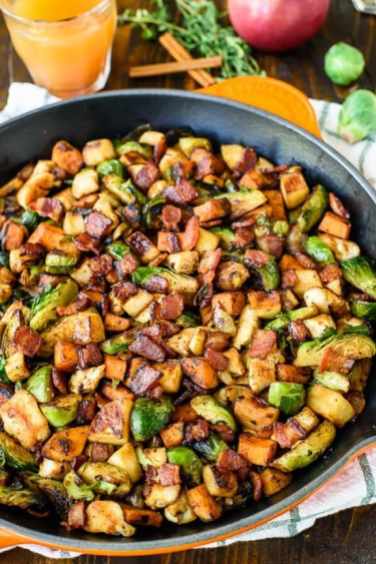 chicken-apple-sweet-potato-skillet-with-bacon-and-brussels-sprouts.-an-easy-healthy-one-pan-dinner-550x824